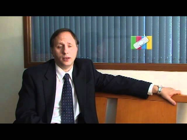 lado izquierdo de la cara dormido