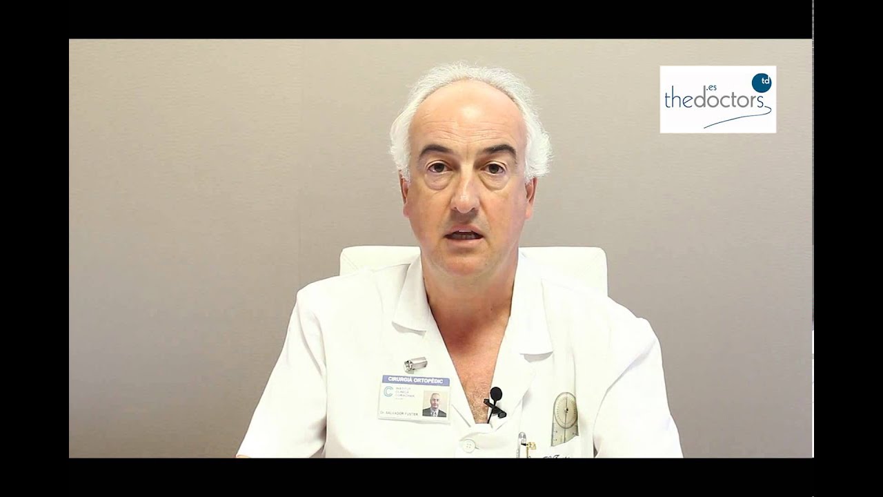 leve escoliosis lumbar de concavidad derecha